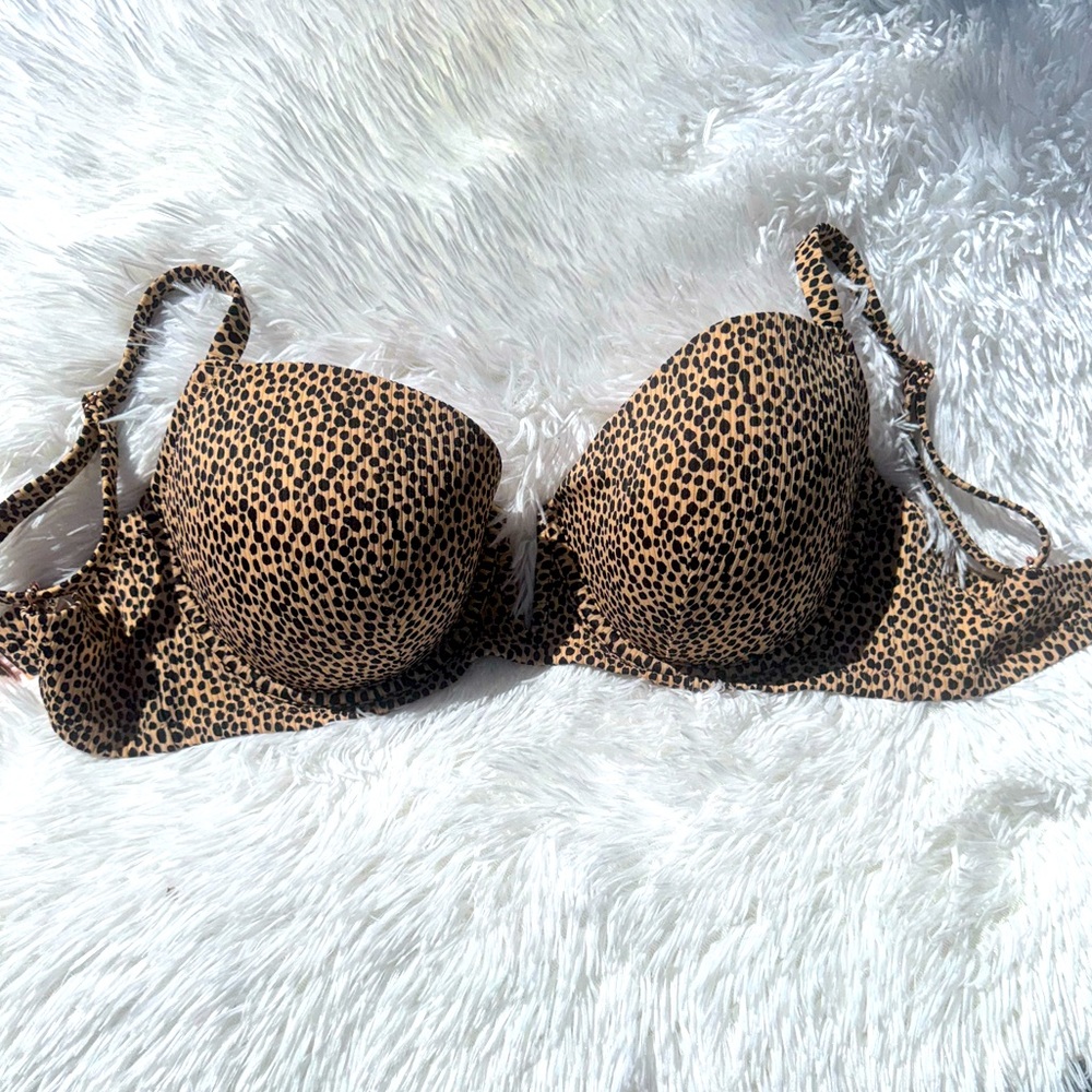 Shade & Shore Underwire V-Neck Bikini Top